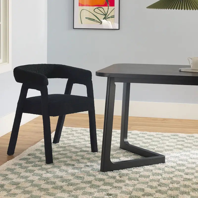 Ensemble de salle à manger Middlebrook 7 pièces en bois massif avec chaises entièrement recouvertes de tissu