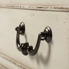 Table de réunion Magnolia Manor en écorce vieillie blanc antique